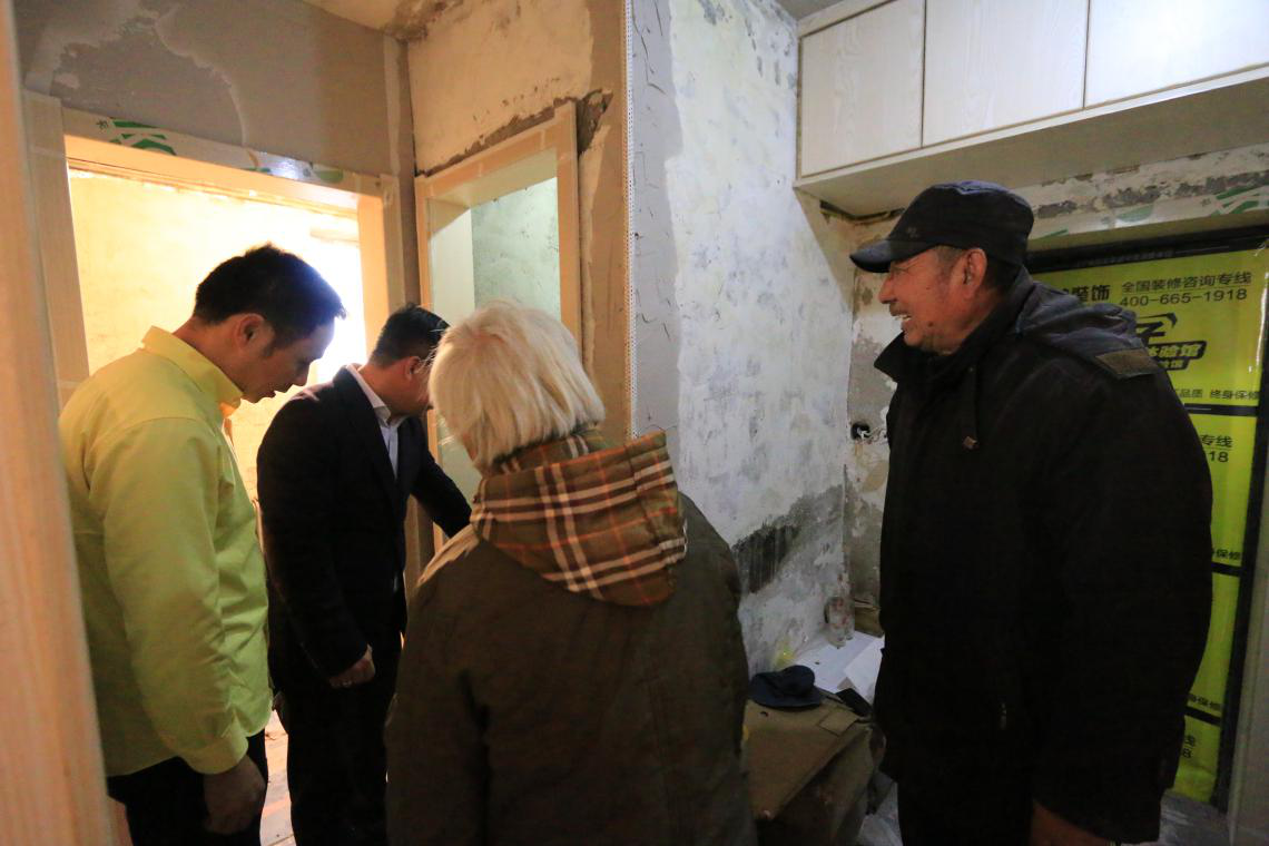 �����b����M(f��i)�����ܻ��(z��i)��Ԭ�������¼�